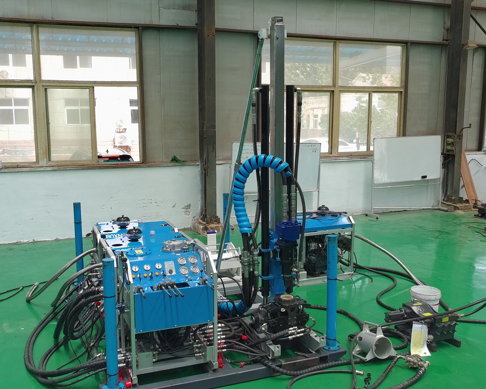CR1200P Общий вид установки для глубокого кернового бурения