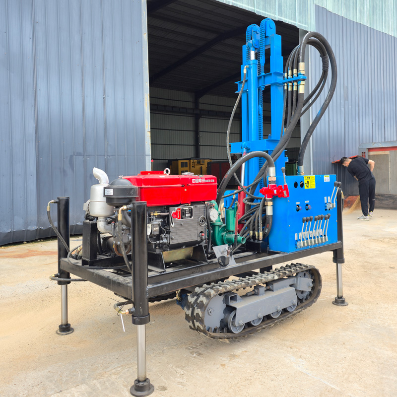 WR180E — буровая установка для сельского водоснабжения и орошения полей