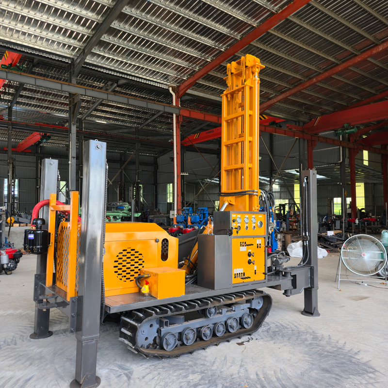 Гусеничное шасси и выносные опоры буровой установки WR260