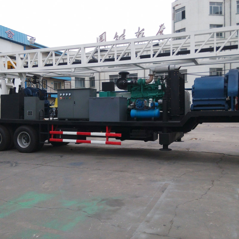 Ротор и буровая мачта установки WRTR600